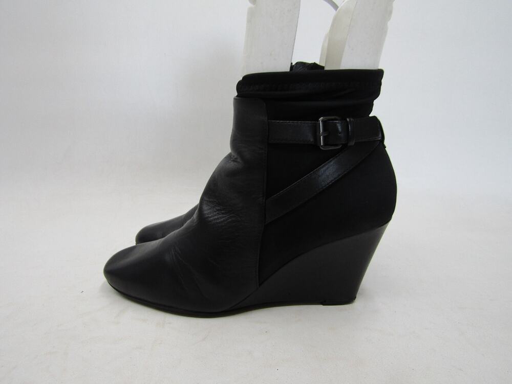 VIA SPIGA Womens Size 6.5 M Black Leather Zip Buckle Ankle Fashion Boots Bootie